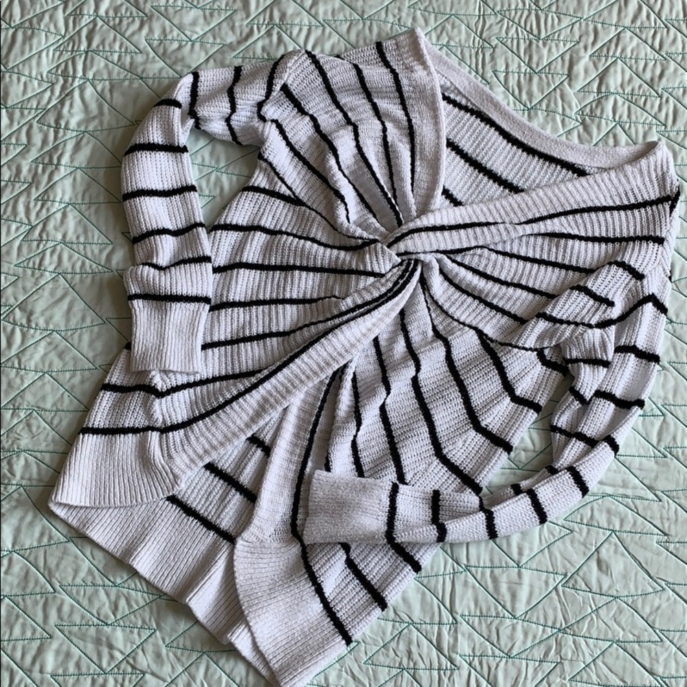 Black & white twist sweater